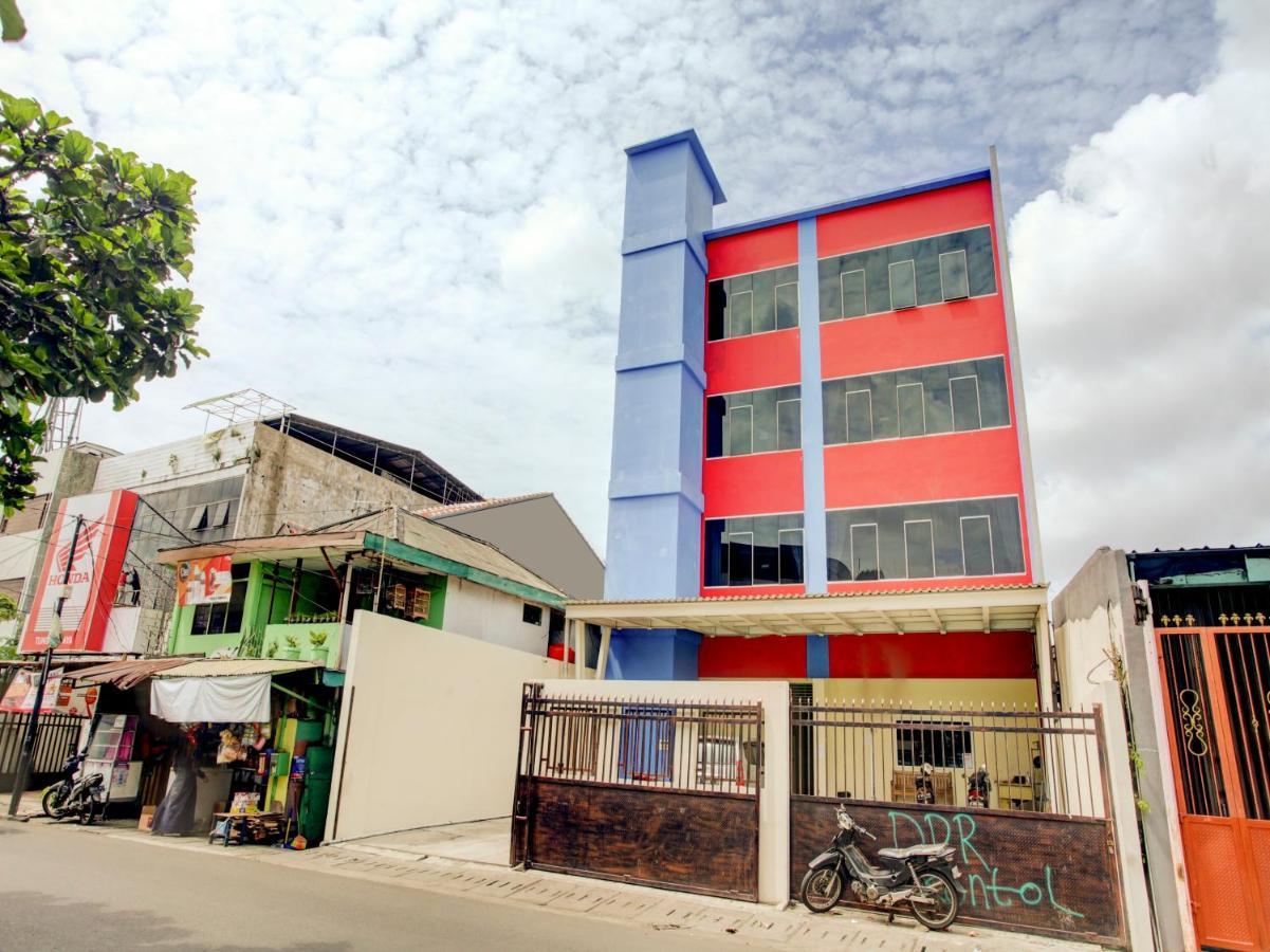 Hotel Oyo 90141 3A Syariah Giacarta Esterno foto