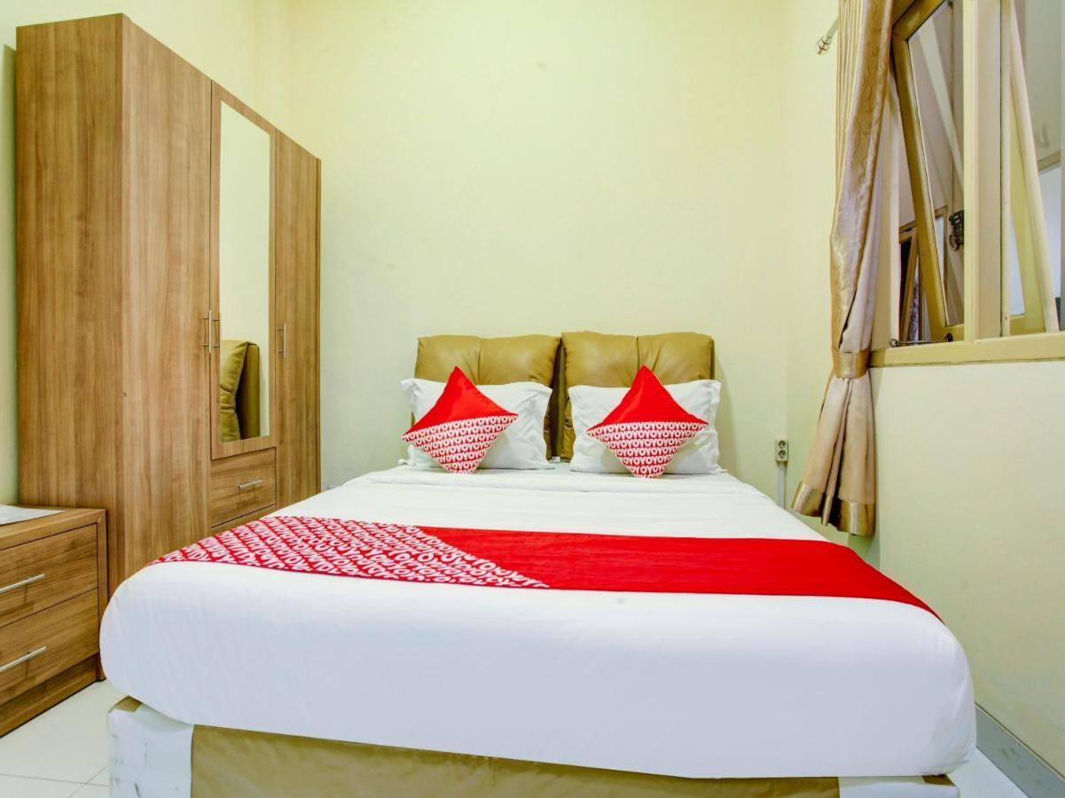Hotel Oyo 90141 3A Syariah Giacarta Esterno foto